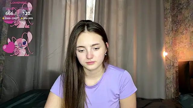 LoraDavi live sex cam