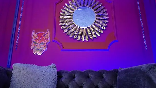 Julieta_Russell webcam
