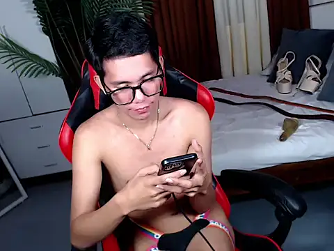 drinkmycumx webcam