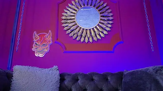 Julieta_Russell webcam