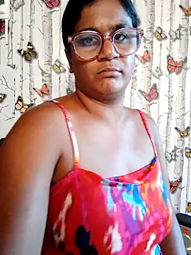 indianstrawberrylips4u webcam