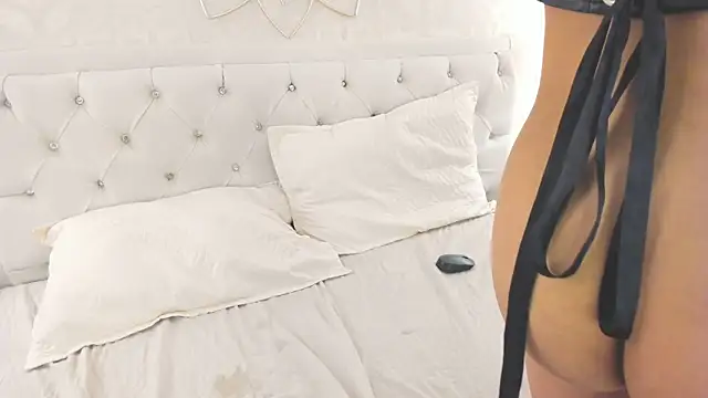 Julietta___ webcam