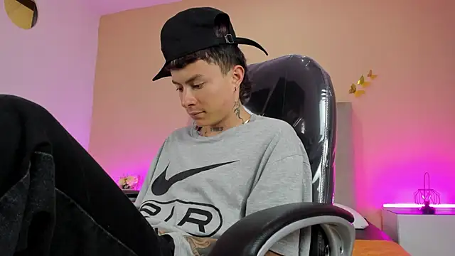 Nascary_Fox