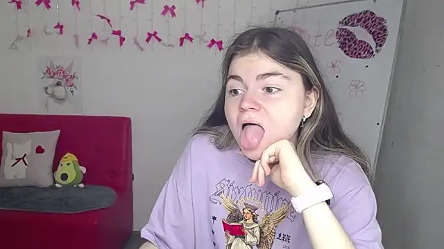 TinaRedly webcam