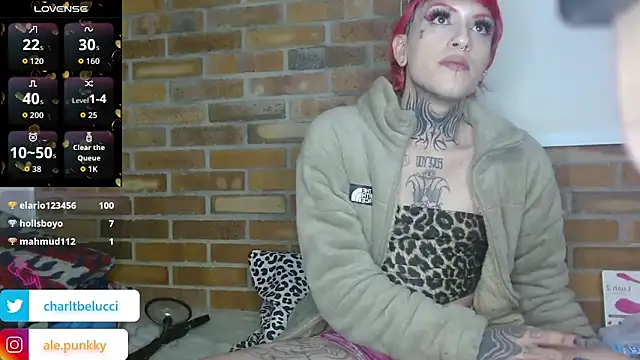 charlotbelucci_ webcam