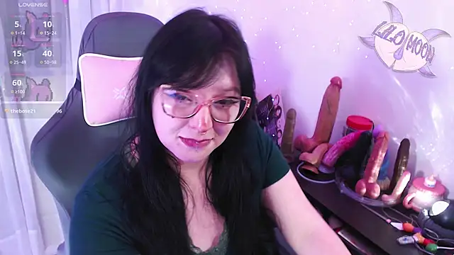 LiloMoon69 webcam