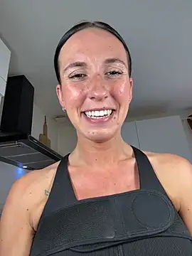lola_tentatiion webcam