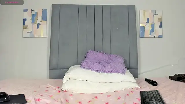 Sophia_Ebony webcam