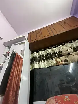 Yourhornynightmare webcam