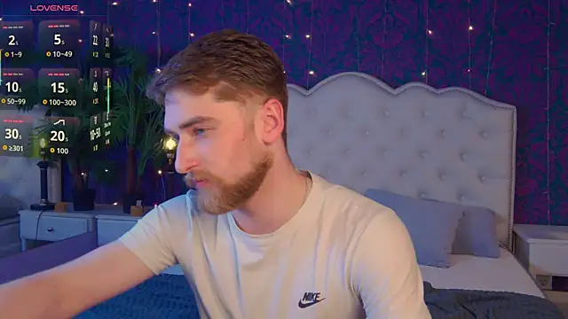Dexter_Raze webcam