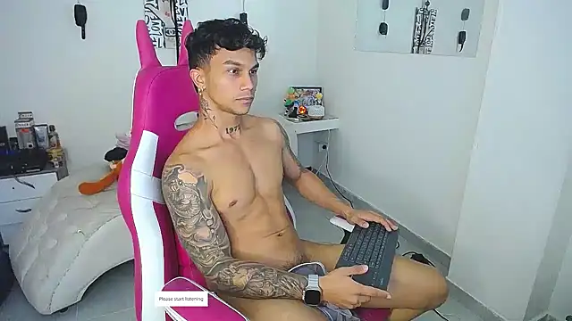 Leonard_Price webcam