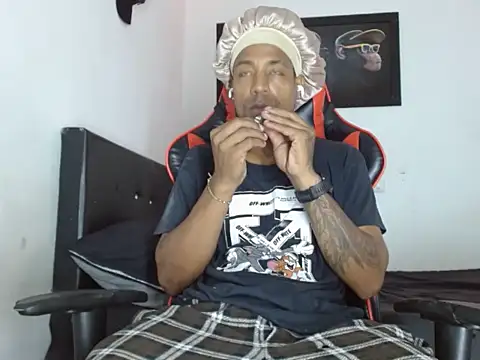 BBC_Black_ webcam