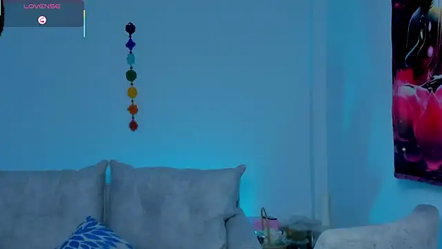 Sara_Charmy webcam
