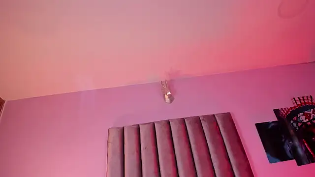 Samantha_Taylors webcam