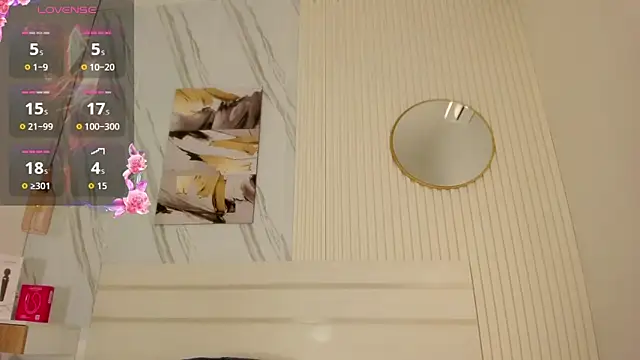 Afro_Luna webcam