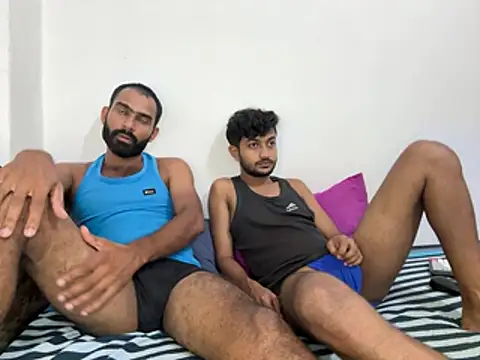 DesiDaddyandSon webcam