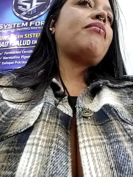 _Mia-Safety_Inspector live sex cam