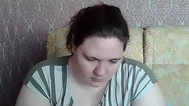 ElviraOreilllyX webcam