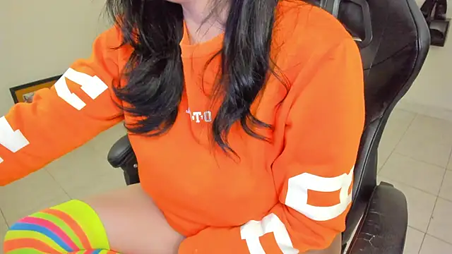 BellaFlaming webcam