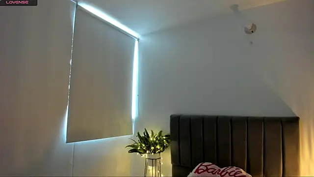 sophie_connors webcam