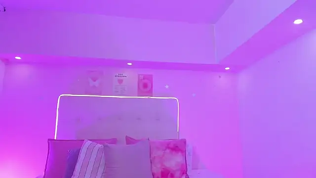 ScarlettDreamss7 webcam