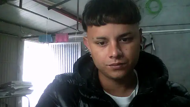 Sickbooy69 webcam