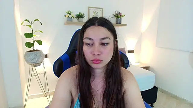 bella_99_ webcam