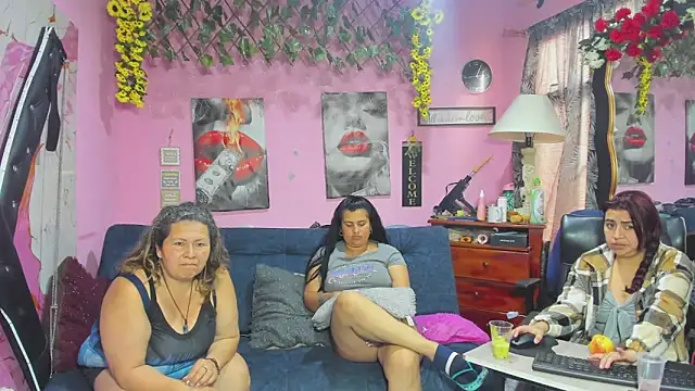 lesbiancuple webcam