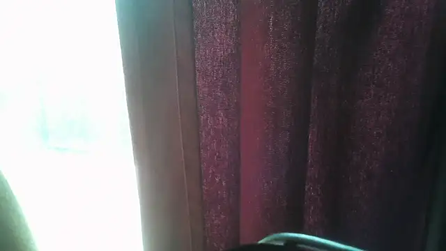 Sandra_Potiche webcam