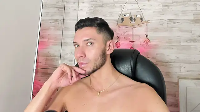 Rowley_Devi webcam stripchat model stream image