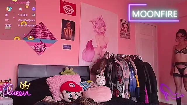 moonfiredancer webcam