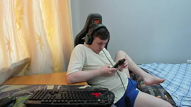 iliaskrislove webcam