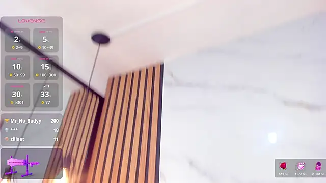 Madyson18 live sex cam