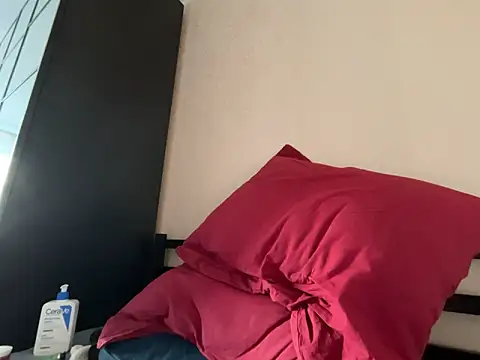 GoldenSexySky webcam