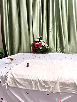 Shalu_G webcam