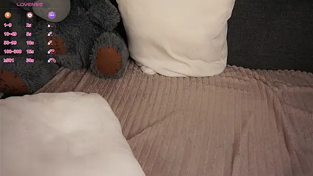 KourtneyRevira webcam