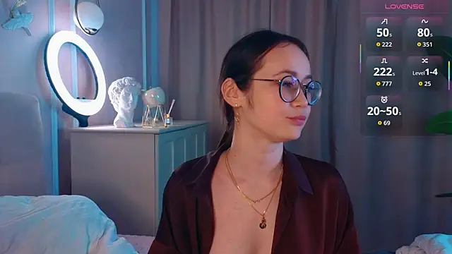 KaraParsons webcam