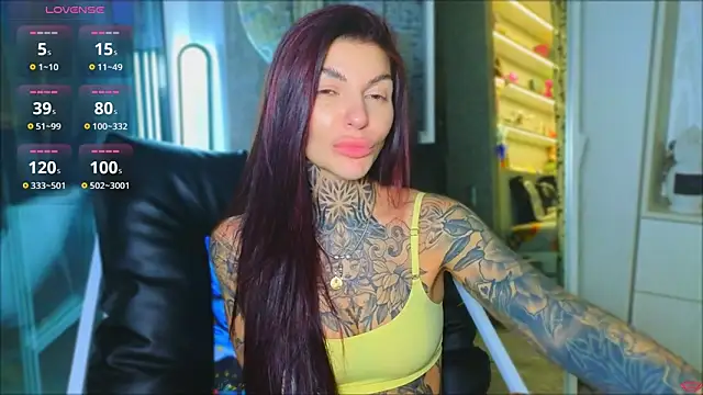 tattooedBabyy webcam