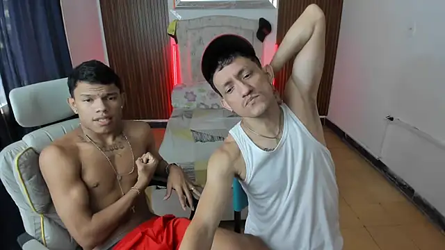 juan_and_luke webcam