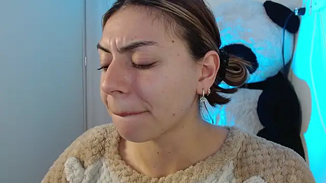 aprildumont webcam