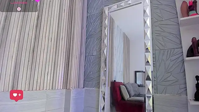 BriannaChelsea webcam