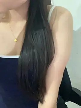 Webcam Model (Balle21)  is live.Free join now!