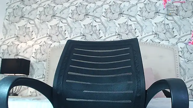 Venusandrea29 webcam
