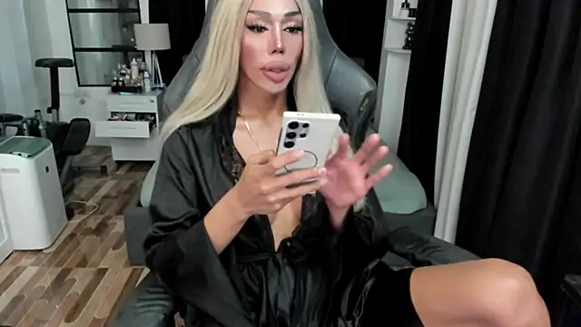 Forever_MissCandace live sex cam