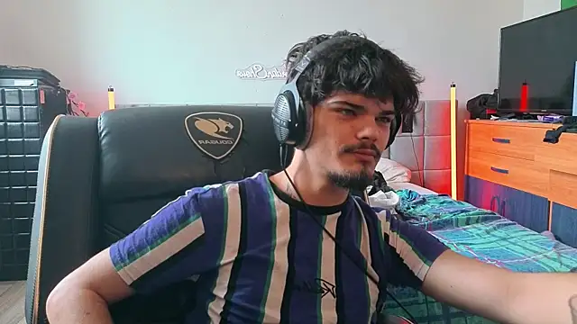 JordanShow webcam