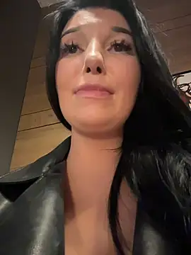 Tisha_Busty webcam