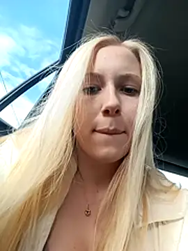 Webcam Model (TrueSexyCrime)  is live.Free join now!
