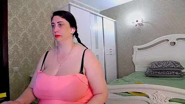 Evelyn_Shy webcam