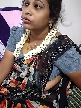 sweetqueen143 webcam