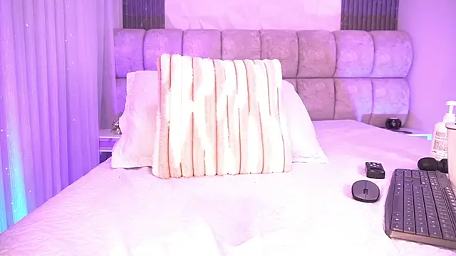 katy_rioss webcam